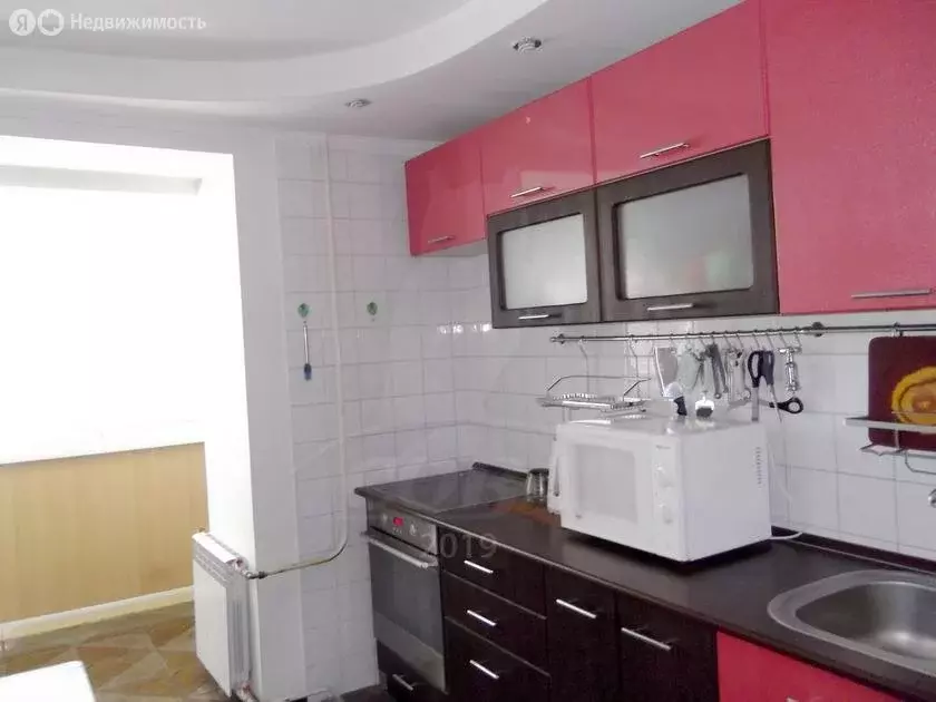 2-комнатная квартира: Тюмень, улица Ленина, 57 (48 м) - Фото 0