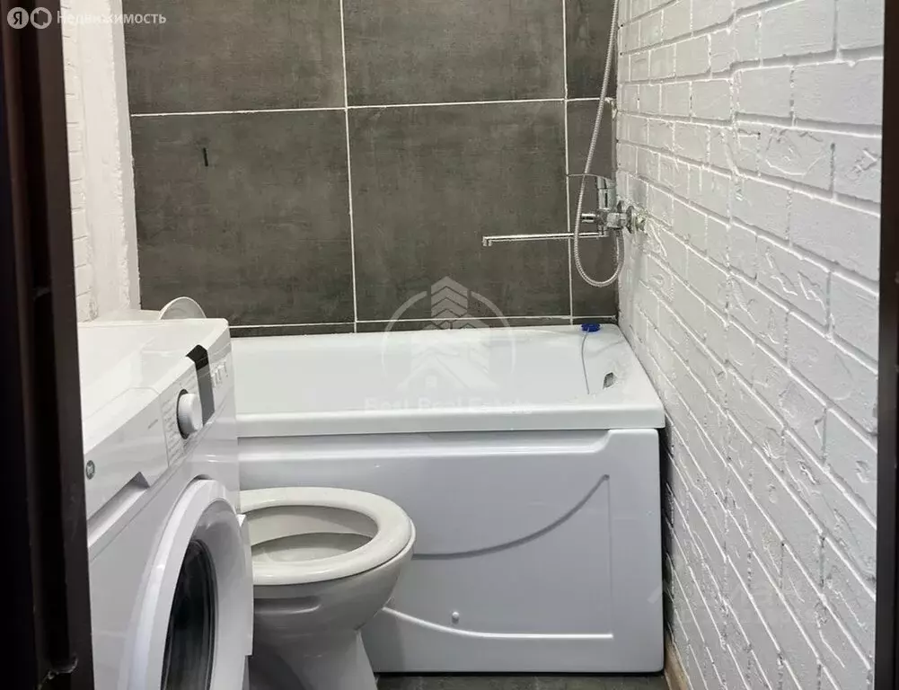 1-комнатная квартира: Махачкала, Гапцахская улица, 16 (17 м) - Фото 1