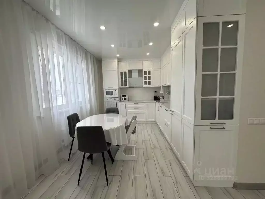 3-к кв. Московская область, Солнечногорск городской округ, Голубое пгт ... - Фото 2