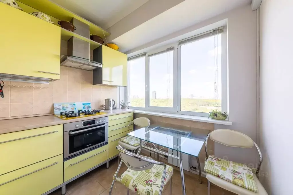 3-к кв. Москва ул. Обручева, 28К3 (53.5 м) - Фото 1