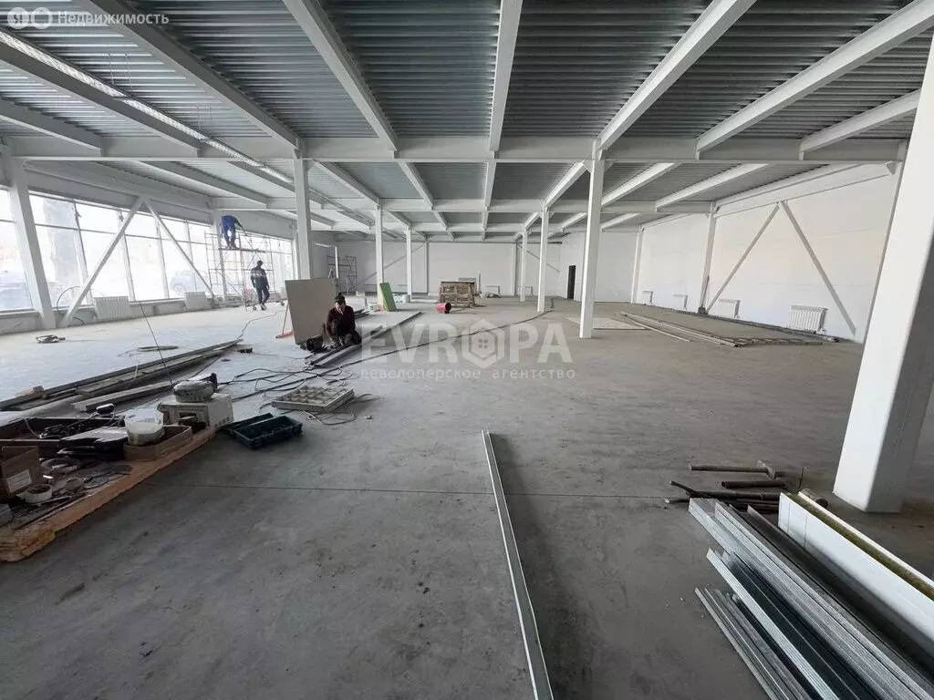 Помещение свободного назначения (1300 м) - Фото 2