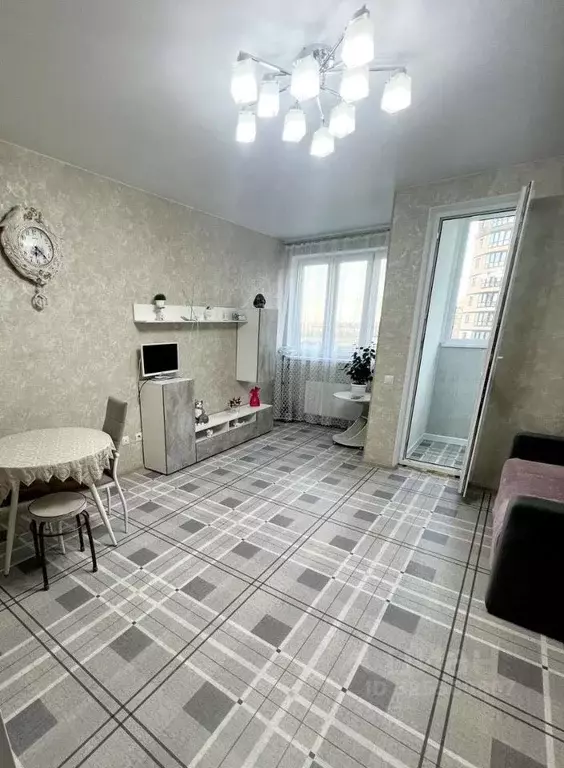 Студия Краснодарский край, Краснодар бул. Адмиралтейский, 3к3 (30.4 м) - Фото 1