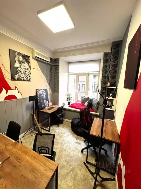 Офис в Москва 1-я Тверская-Ямская ул., 25С1 (44 м) - Фото 1