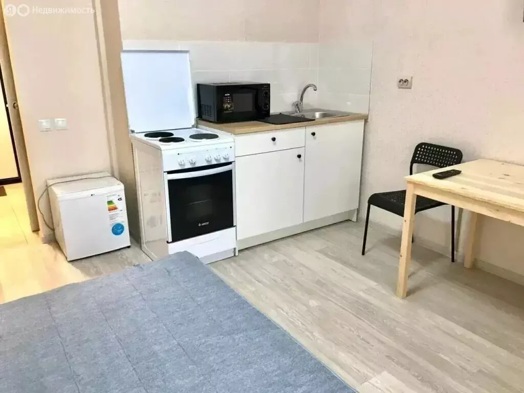 Квартира-студия: Абакан, улица Кирова, 206А (23 м) - Фото 2