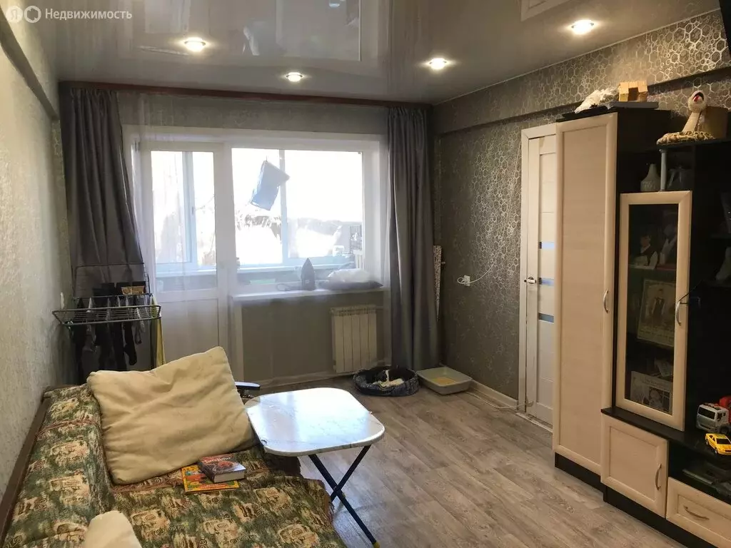 3-комнатная квартира: Иркутск, улица Бородина, 39 (58 м) - Фото 0