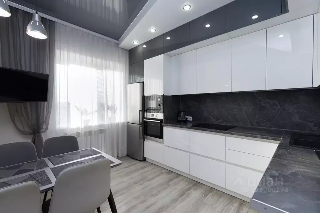 2-к кв. Амурская область, Благовещенск ул. Воронкова, 7 (64.6 м) - Фото 2