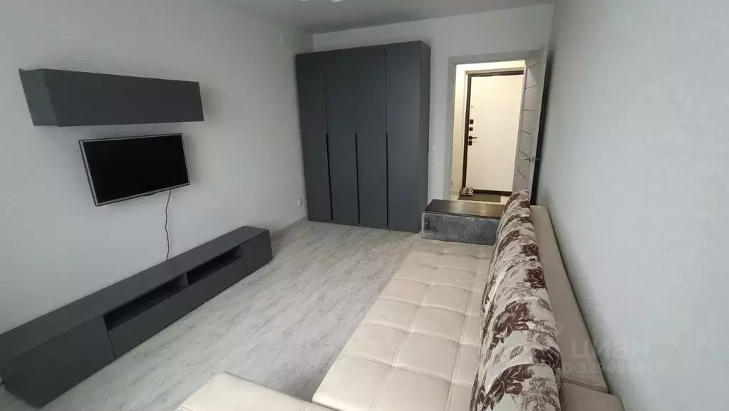 1-к кв. Татарстан, Зеленодольск ул. Комарова, 22Б (36.0 м) - Фото 1