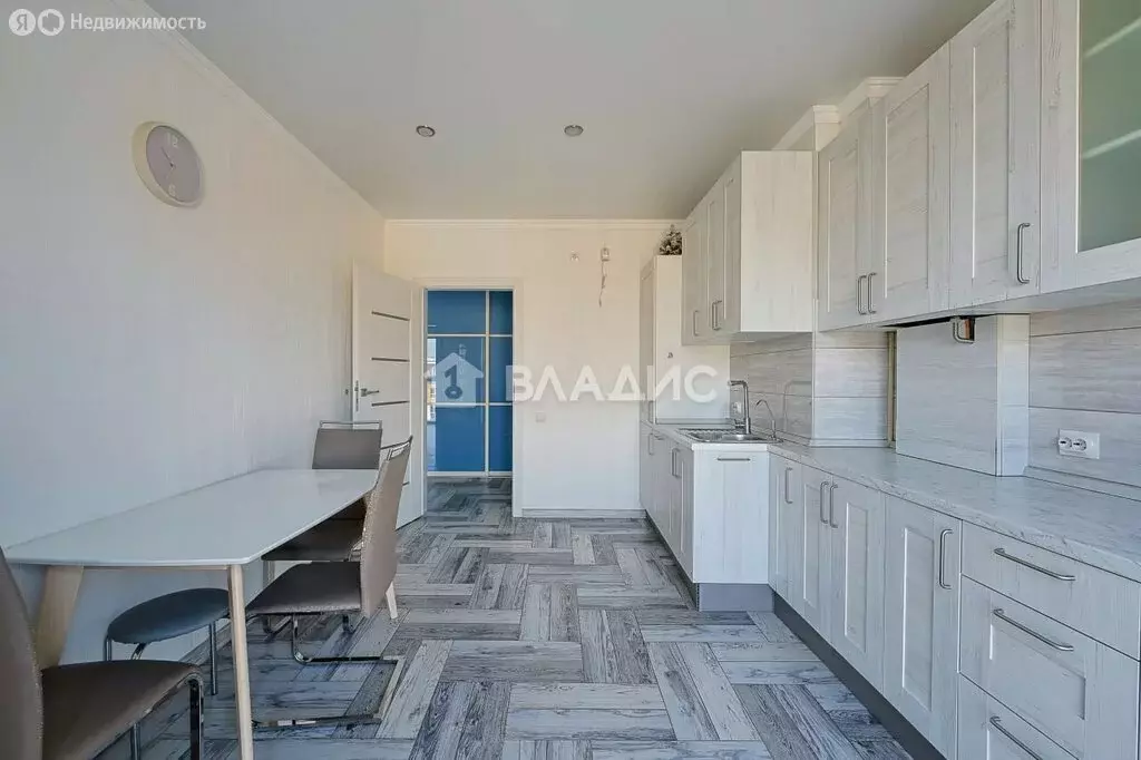 2-комнатная квартира: Калининград, улица Генерала Челнокова, 56 (61.2 ... - Фото 1