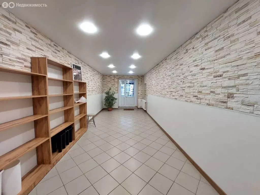 Торговая площадь (69.8 м) - Фото 2