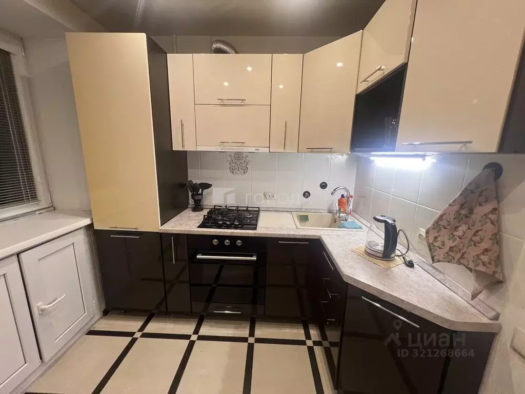 1-к кв. Новосибирская область, Новосибирск Юбилейный мкр, ул. ... - Фото 0