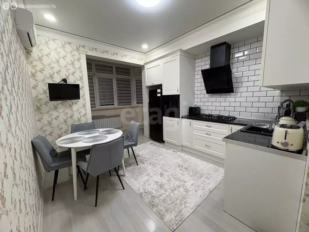 2-комнатная квартира: Махачкала, улица Юсупа Акаева, 25 (57 м) - Фото 2