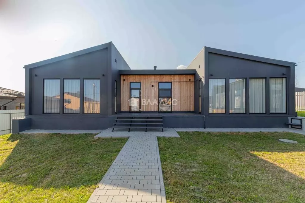 Дом в Владимирская область, Владимир с. Спасское, ул. Сторонка, 10В ... - Фото 1