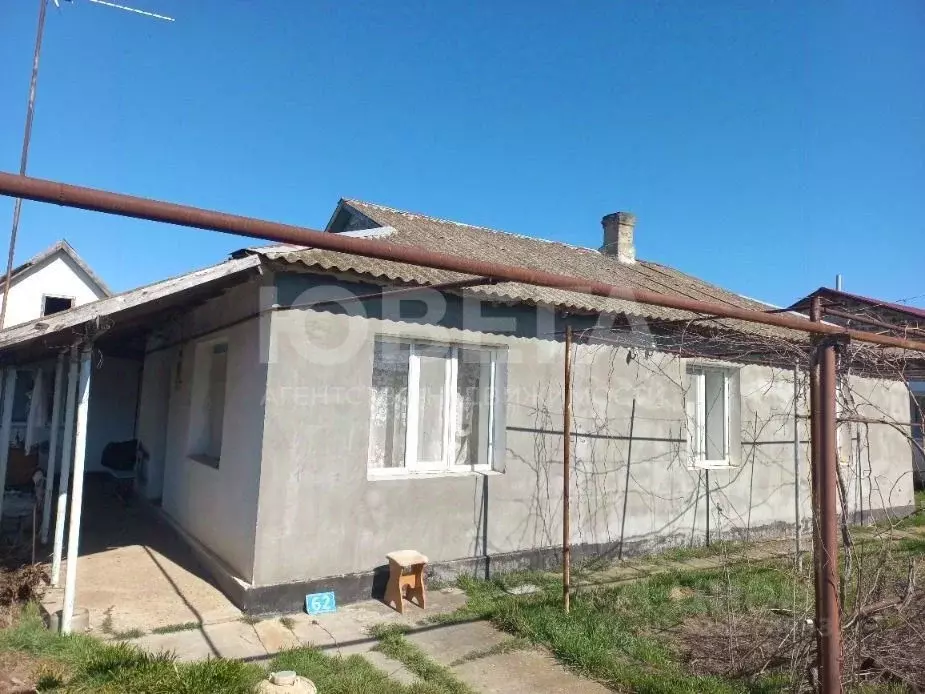 Дом в Крым, Сакский район, с. Фрунзе ул. Октябрьская, 62 (57 м) - Фото 1
