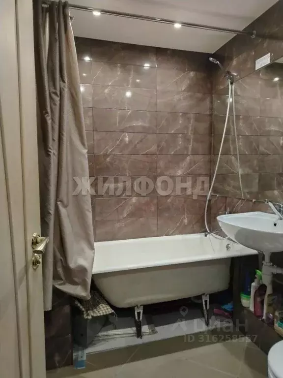 Комната Новосибирская область, Новосибирск ул. Территория Горбольницы, ... - Фото 1