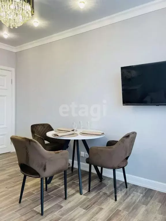 2-к кв. Татарстан, Казань ул. Новаторов, 8А (40.0 м) - Фото 2