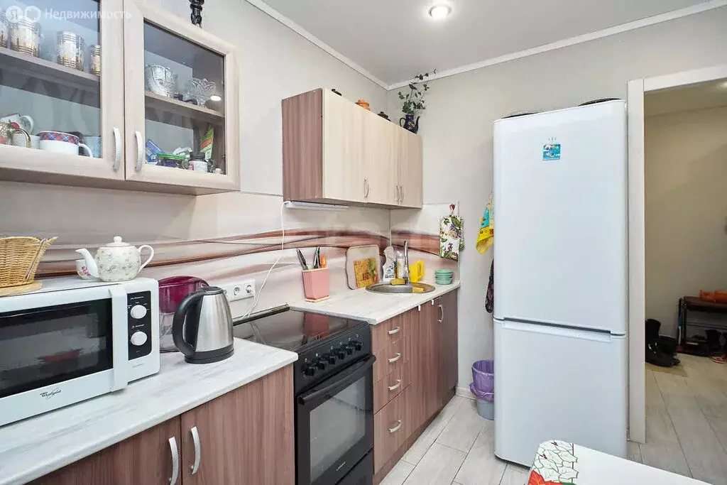 3-комнатная квартира: Тюмень, улица Воровского, 33 (68.4 м) - Фото 2