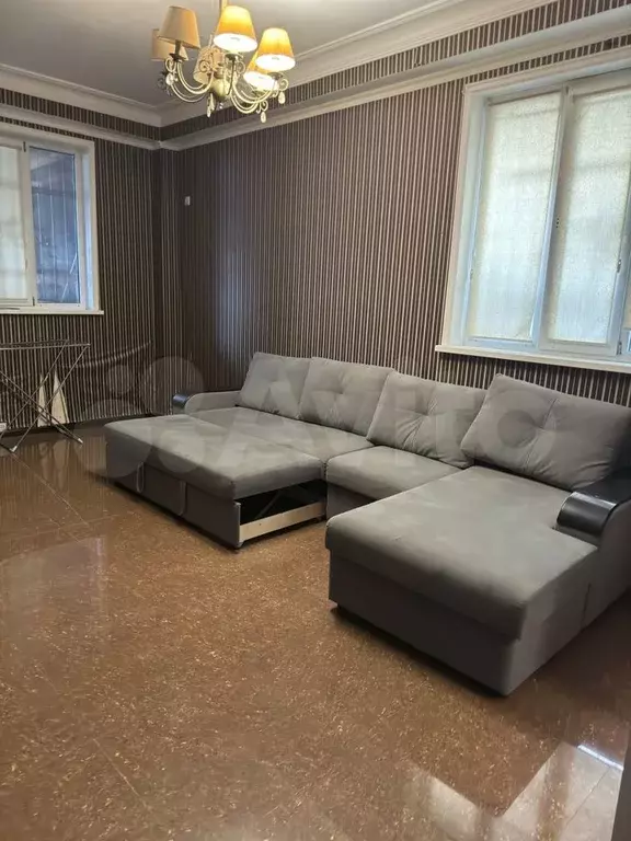 2-к. квартира, 80 м, 1/9 эт. - Фото 1