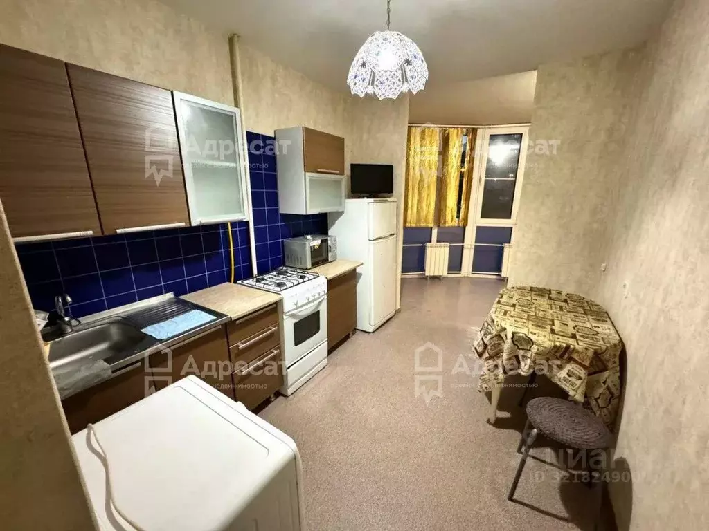 2-к кв. Волгоградская область, Волгоград ул. Имени Ивана Морозова, 9 ... - Фото 1