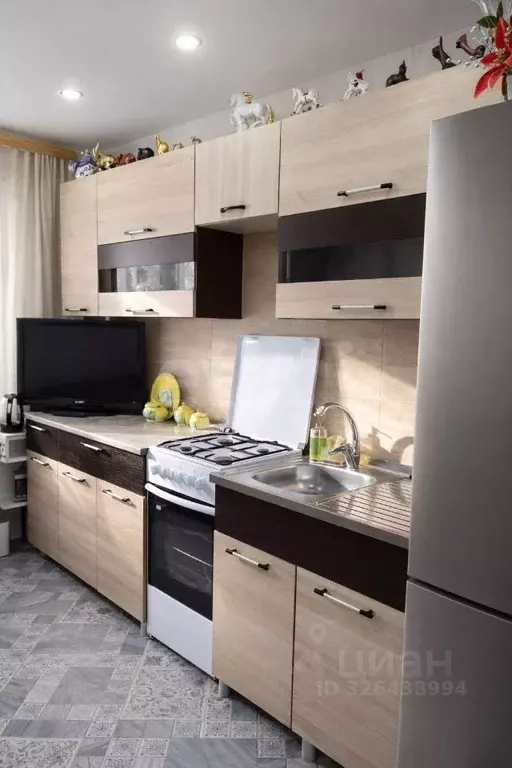 1-к кв. Ростовская область, Новошахтинск ул. Радио, 46 (41.1 м) - Фото 1