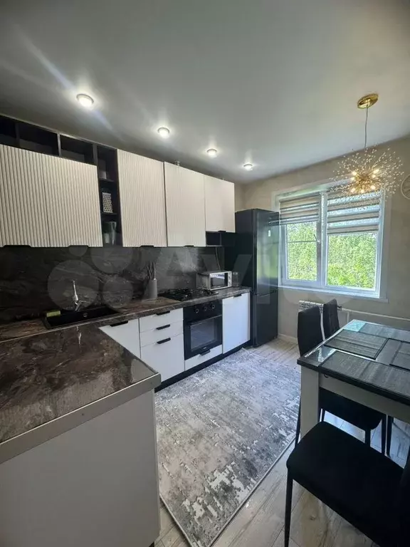 3-к. квартира, 65 м, 4/5 эт. - Фото 0