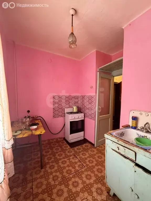 2-комнатная квартира: посёлок Увельский, улица Ульяны Громовой, 8 (41 ... - Фото 1