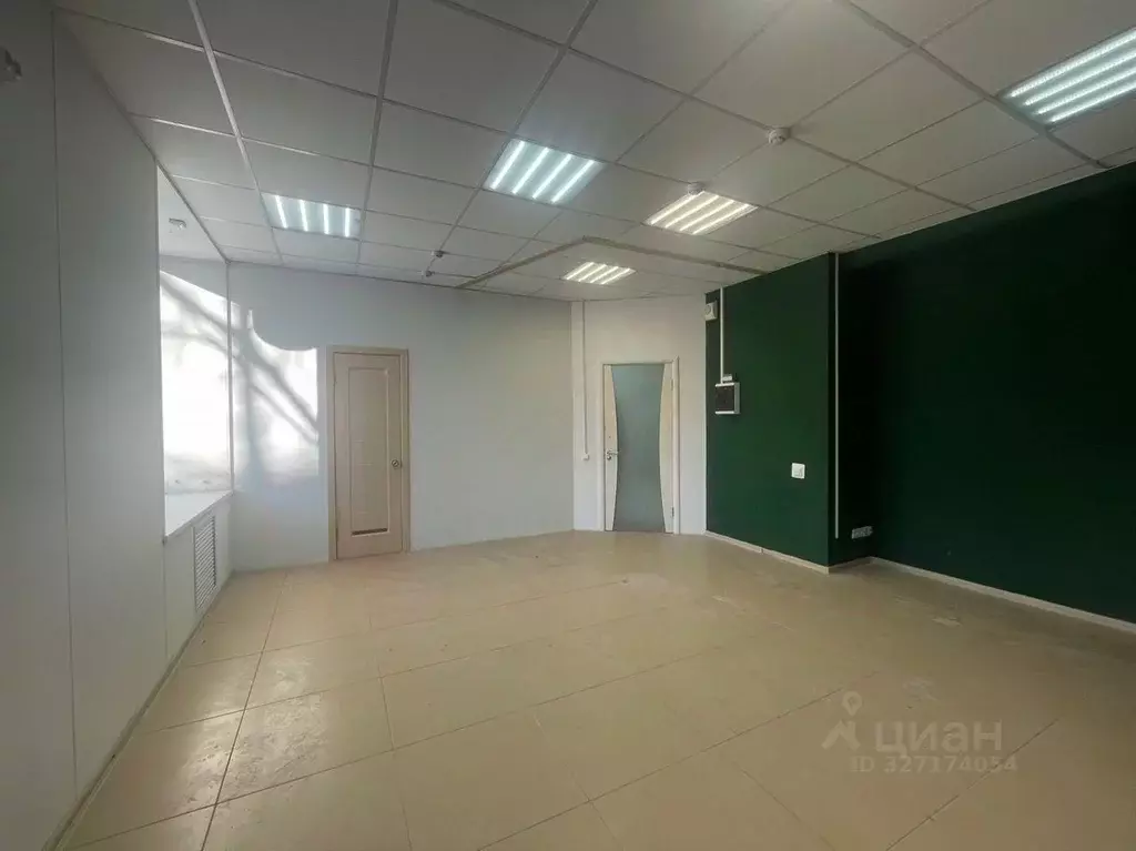 Помещение свободного назначения в Свердловская область, Екатеринбург ... - Фото 2