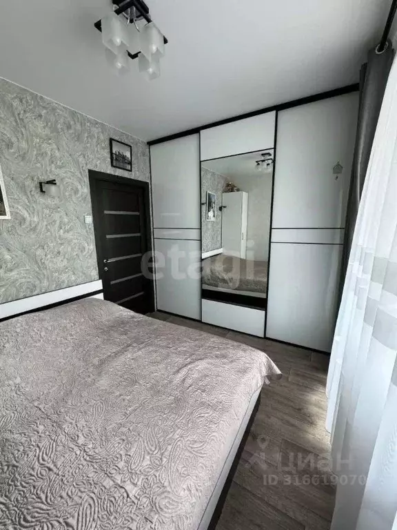 2-к кв. Хабаровский край, Комсомольск-на-Амуре Молодогвардейская ул., ... - Фото 1