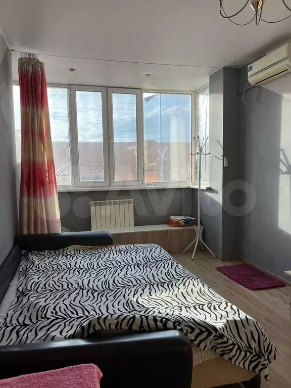 1-к. квартира, 42 м, 5/5 эт. - Фото 1