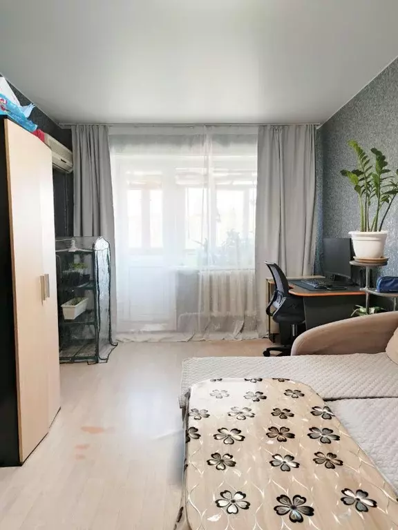 3-к кв. Волгоградская область, Волгоград ул. 64-й Армии, 36 (54.8 м) - Фото 0