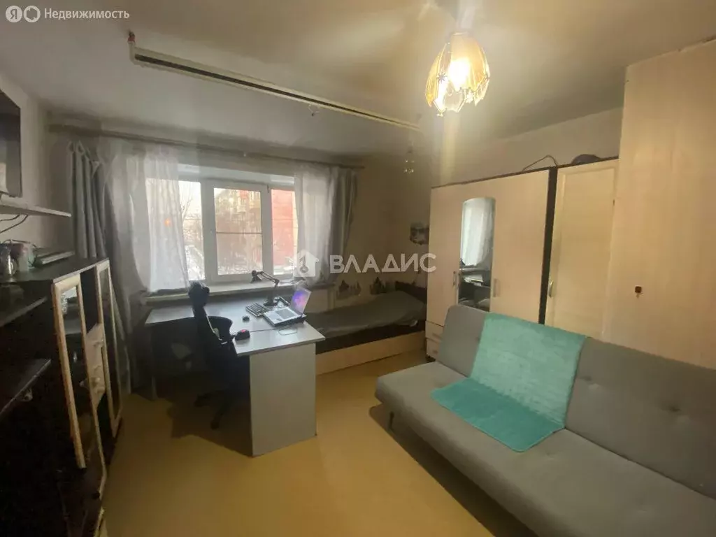 3-комнатная квартира: Улан-Удэ, Геологическая улица, 17 (55.3 м) - Фото 1