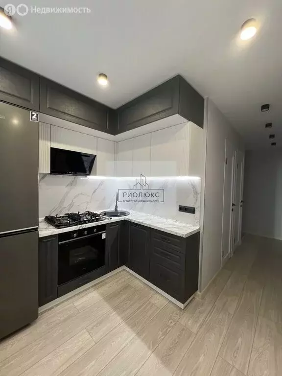 3-комнатная квартира: Магнитогорск, Вокзальная улица, 126/1 (60 м) - Фото 1