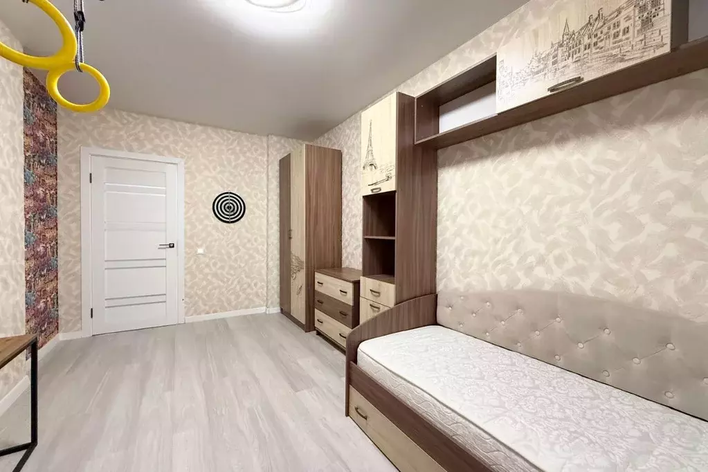 3-к кв. Краснодарский край, Краснодар ул. Цезаря Куникова, 24к2 (96.0 ... - Фото 1