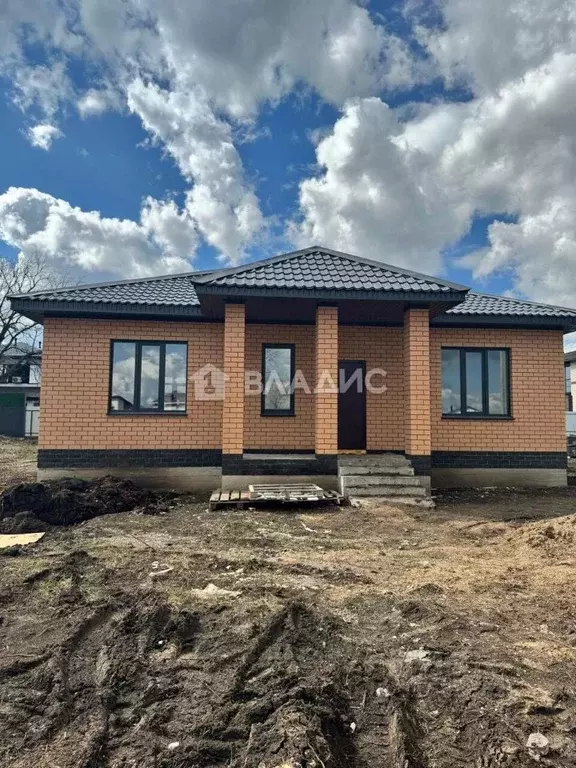 Дом в Башкортостан, Уфимский район, Михайловский сельсовет, д. Суровка ... - Фото 0