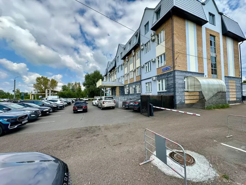 Помещение свободного назначения в Татарстан, Казань ул. Адоратского, ... - Фото 1