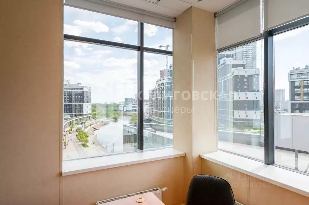 Офис в Свердловская область, Екатеринбург ул. Ткачей, 25 (57 м) - Фото 2