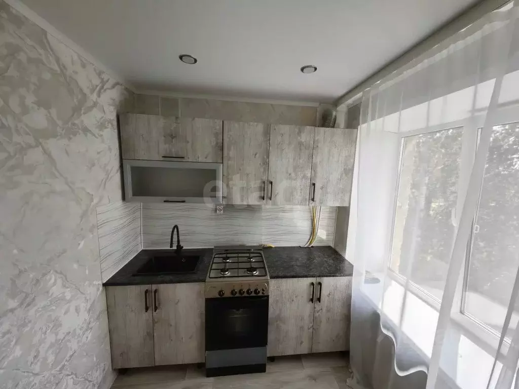 2-к кв. Брянская область, Клинцы ул. Рябка, 127 (43.3 м) - Фото 1