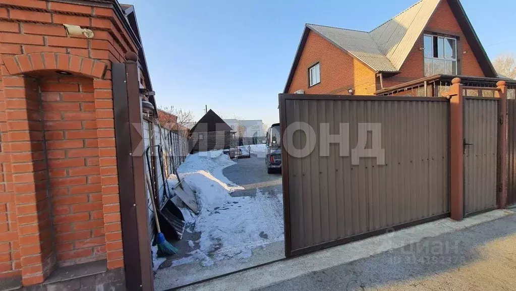 Дом в Хакасия, Абакан Западная ул. (200 м) - Фото 2