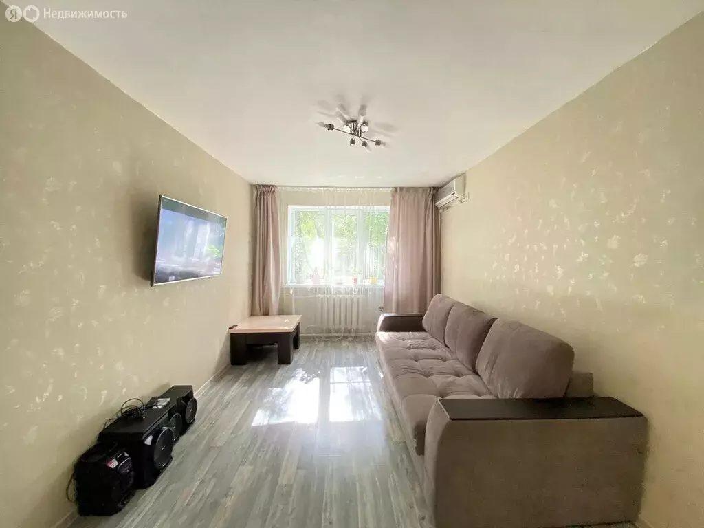 3-комнатная квартира: Ростов-на-Дону, переулок Урицкого, 71 (54 м) - Фото 1