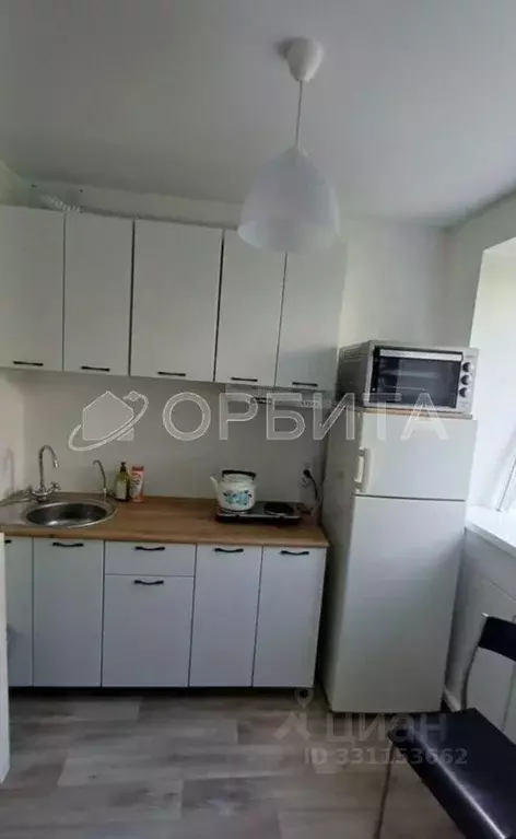 3-к кв. Тюменская область, Тюмень Одесская ул., 39 (42.4 м) - Фото 1