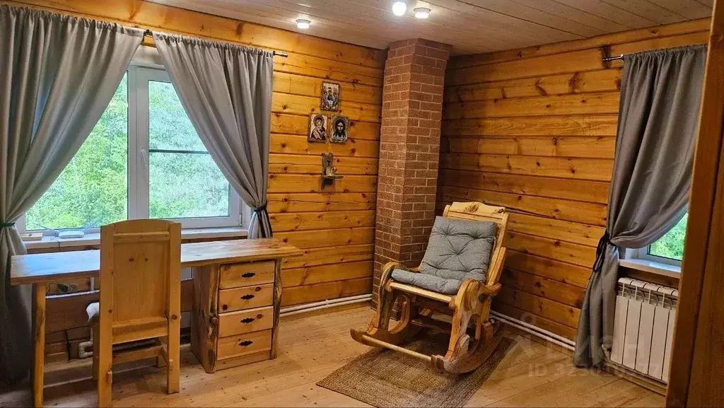 Дом в Алтай, Чемальский район, Элекмонарское с/пос, с. Элекмонар  (86 ... - Фото 2