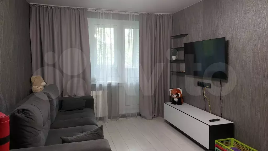 2-к. квартира, 43 м, 1/9 эт. - Фото 1