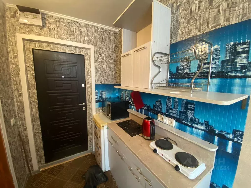 Студия Приморский край, Владивосток Окатовая ул., 14 (24.0 м) - Фото 1