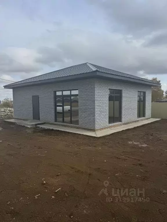 Дом в Саратовская область, Саратов муниципальное образование, пос. ... - Фото 1