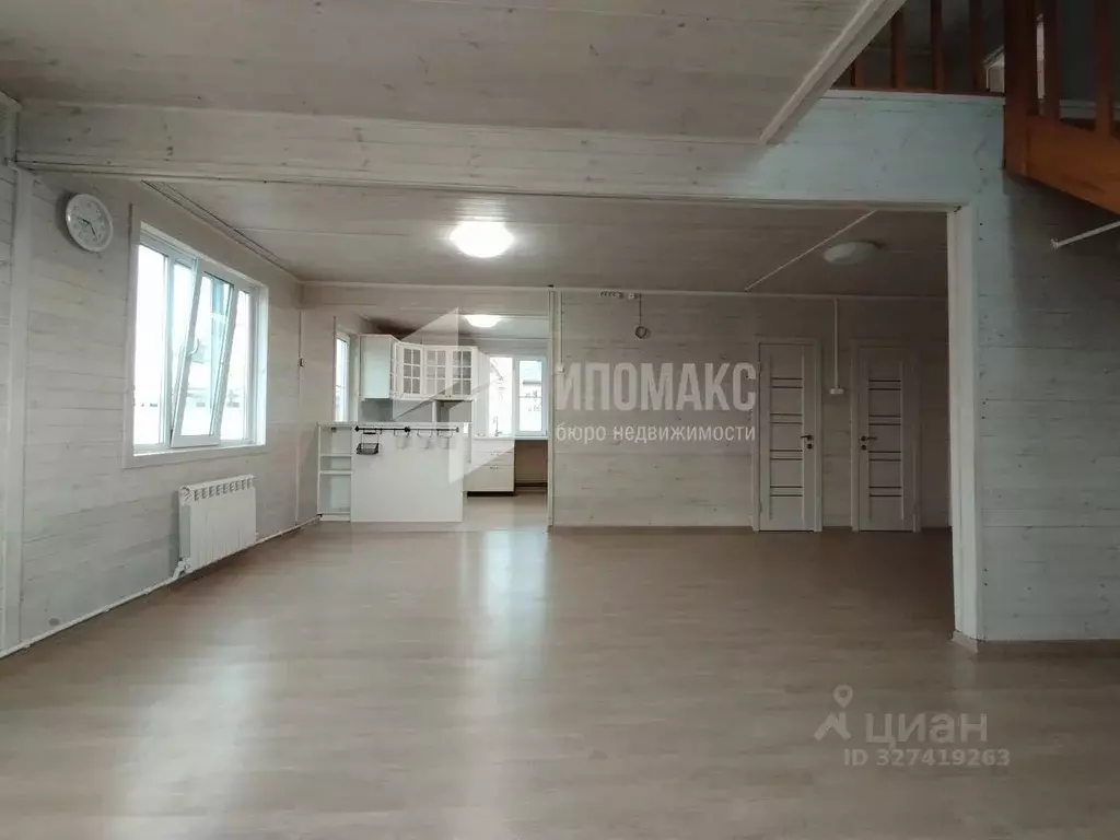 Дом в Москва д. Архангельское, ул. Барятинская, 16 (200 м) - Фото 1