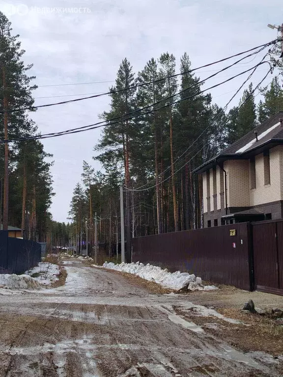 Участок в Иркутский муниципальный округ, деревня Бурдаковка (17 м) - Фото 1