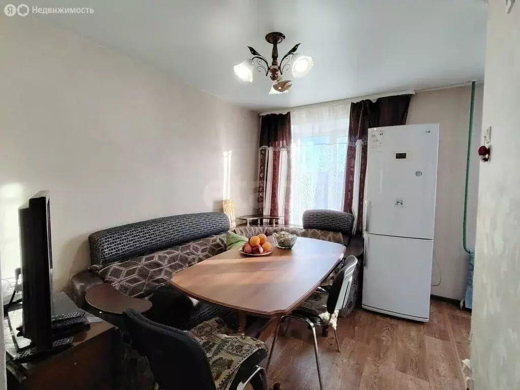 3-комнатная квартира: Алапаевск, улица 3-го Интернационала, 12 (63.2 ... - Фото 1