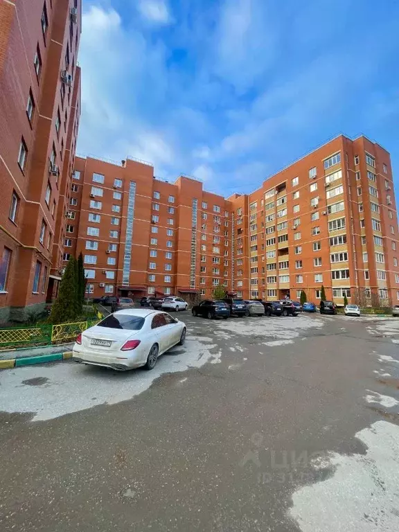 3-к кв. Тульская область, Новомосковск ул. Шахтеров, 33А (100.0 м) - Фото 0