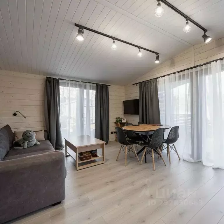 Дом в Ленинградская область, Выборгский район, Полянское с/пос, пос. ... - Фото 1