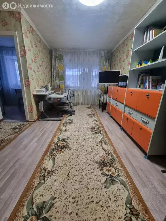 1-комнатная квартира: Горно-Алтайск, улица Григория Чорос-Гуркина, 32 ... - Фото 1