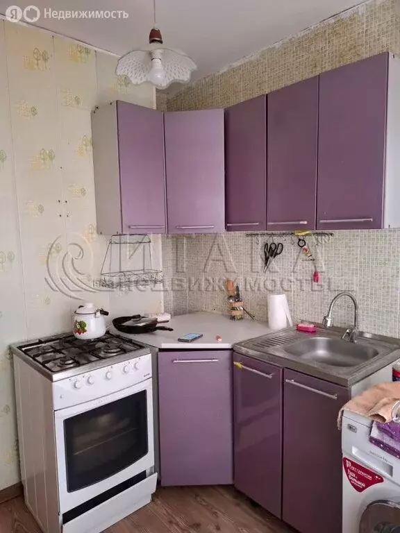1-комнатная квартира: Луга, проспект Володарского, 36 (35.6 м) - Фото 0